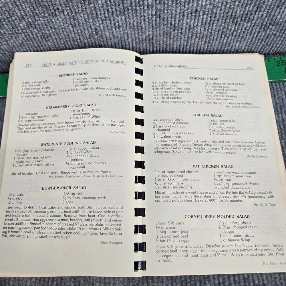 Lutheran Family Service Auxiliary Cook Book Spiral Bound Recipes